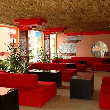 Amaris Hotel 3*