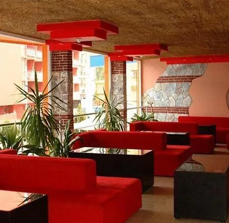 Amaris Hotel 3*