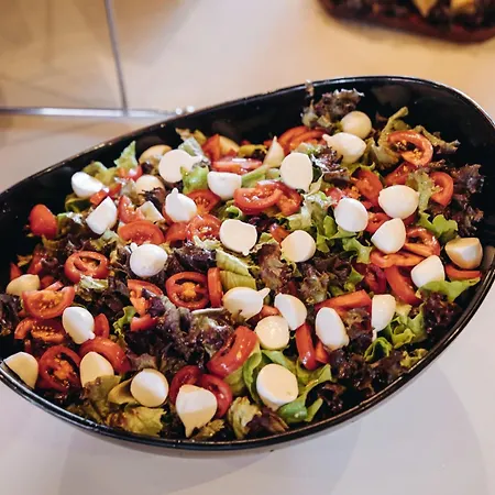 Готель Amaris 3*